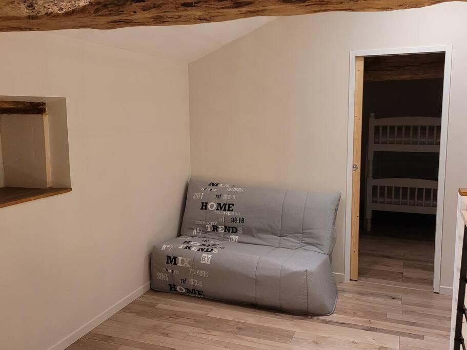 Maison Poitevine 9/10 Personnes Chaunay Exterior foto